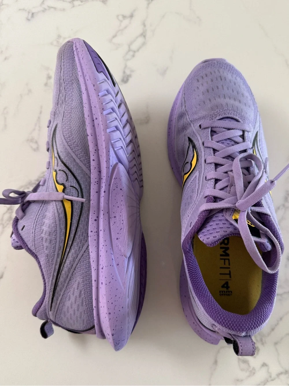 Saucony Kinvara 13 Running Shoes - Purple / Empire Gold - Women's Size 10
